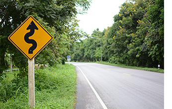 sign-plus-hwy sign-plus-hwy